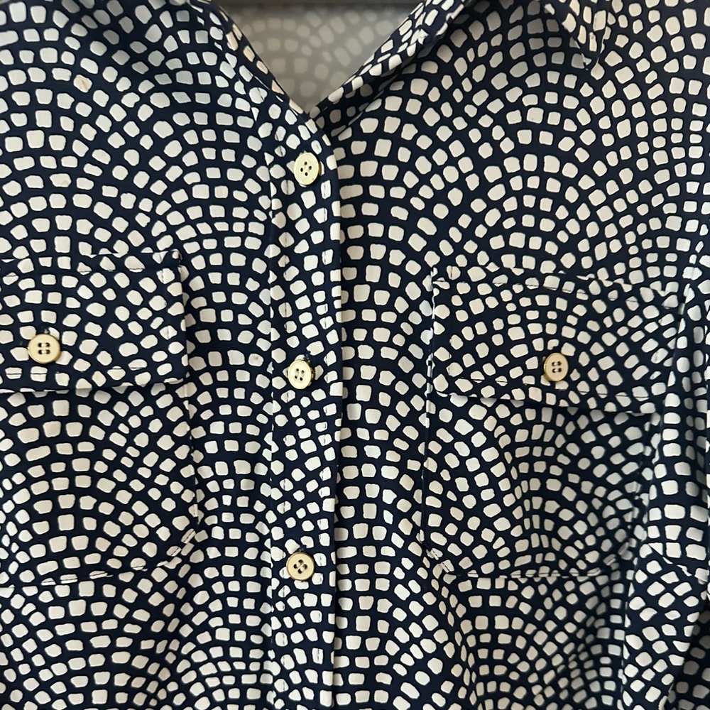 J. McLaughlin Signature Catalina Cloth blouse